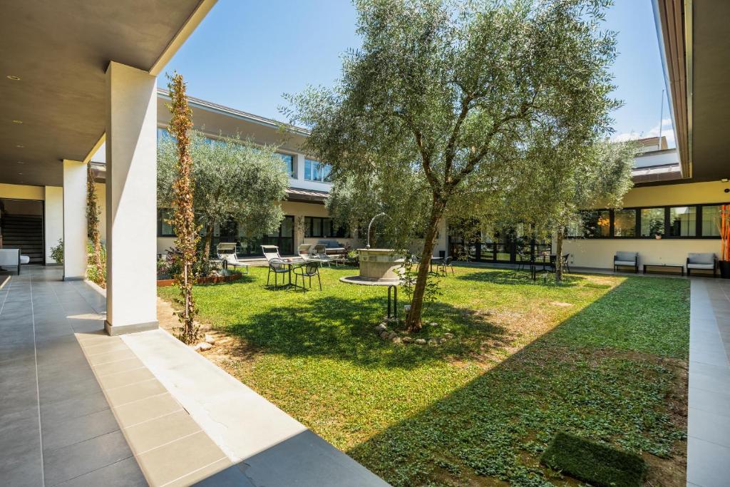 JOIVY Together Florence Urban Resort - Resim 22