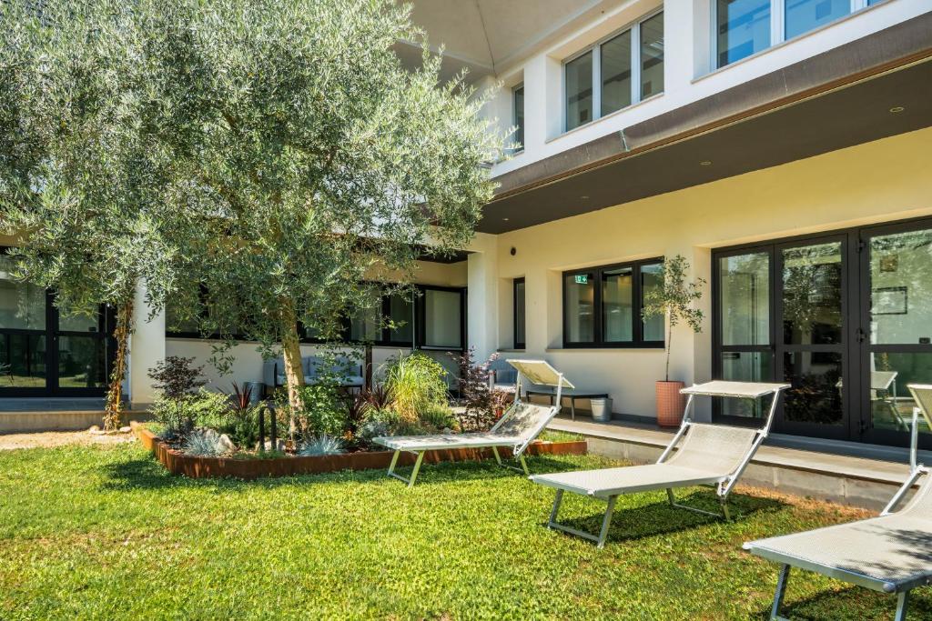 JOIVY Together Florence Urban Resort - Resim 43