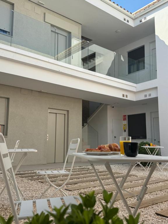 MEDINA HOMES PUENTE ROMANO - Resim 33