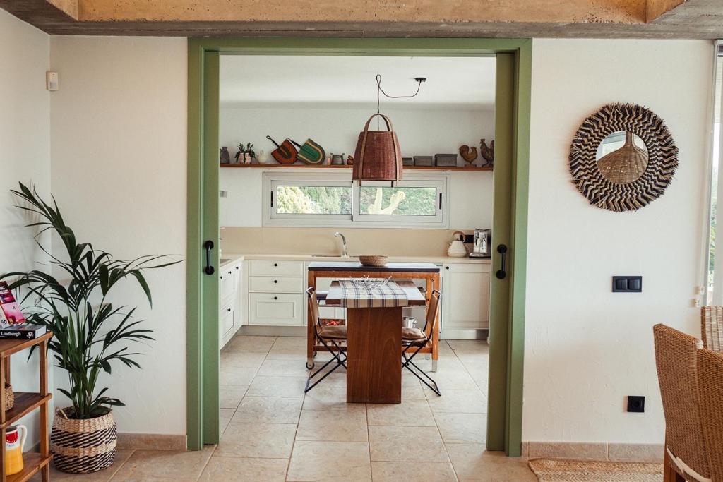 Kép Villa Tramuntana Luxury Sea View Retreat - Cap d'en Font, Menorca szállásáról Cap d'en Font városában a galériában