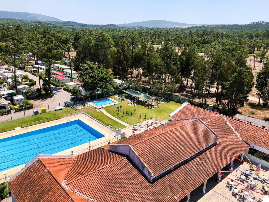 Bazén v ubytování Kampaoh Sesimbra nebo v jeho okolí