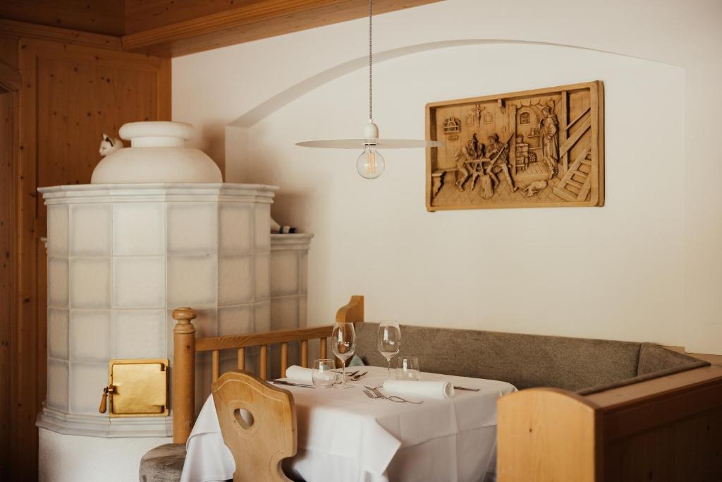 Restaurace v ubytování Hotel Boè Sport and Nature
