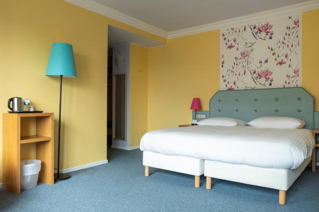 
Comfort Double Room with Air-Conditioning
