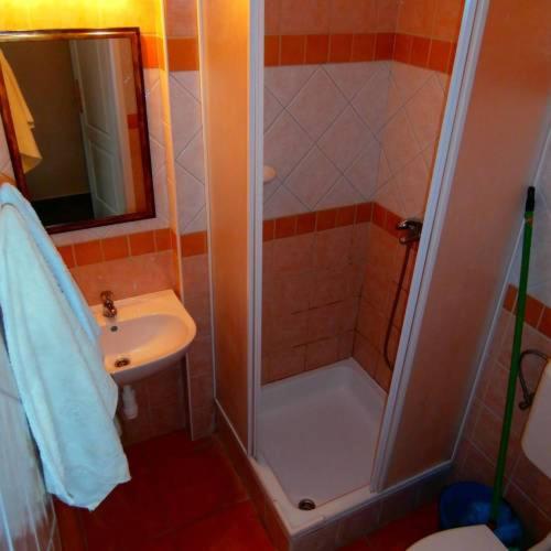 Kúpeľňa v ubytovaní Apartman Ráchegy
