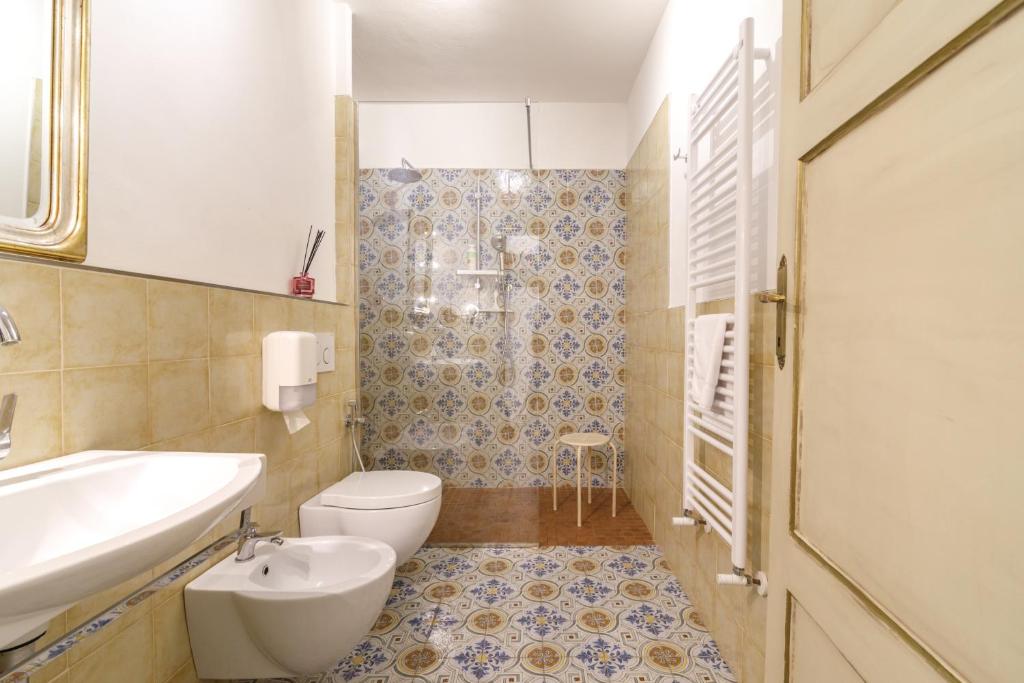 Łazienka w obiekcie Charme Centro Storico
