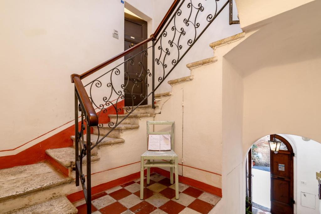 Zdjęcie z galerii obiektu Charme Centro Storico w Sienie
