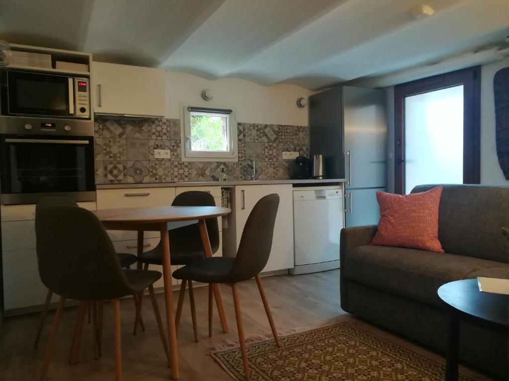 Le calme à 12 mn de Paris Haussmann