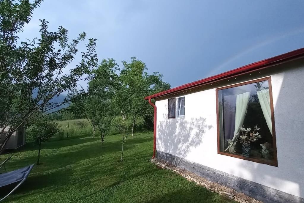 Φυσικό τοπίο κοντά σε αυτή η παραθεριστική κατοικία