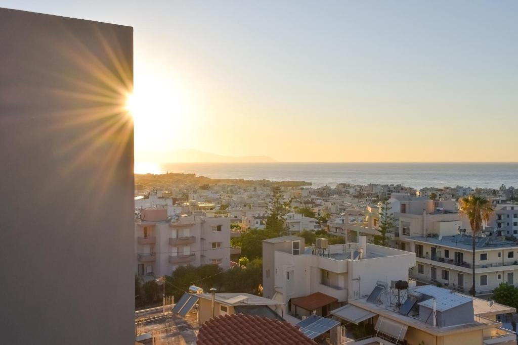 Chania Elegance Suites - Resim 6