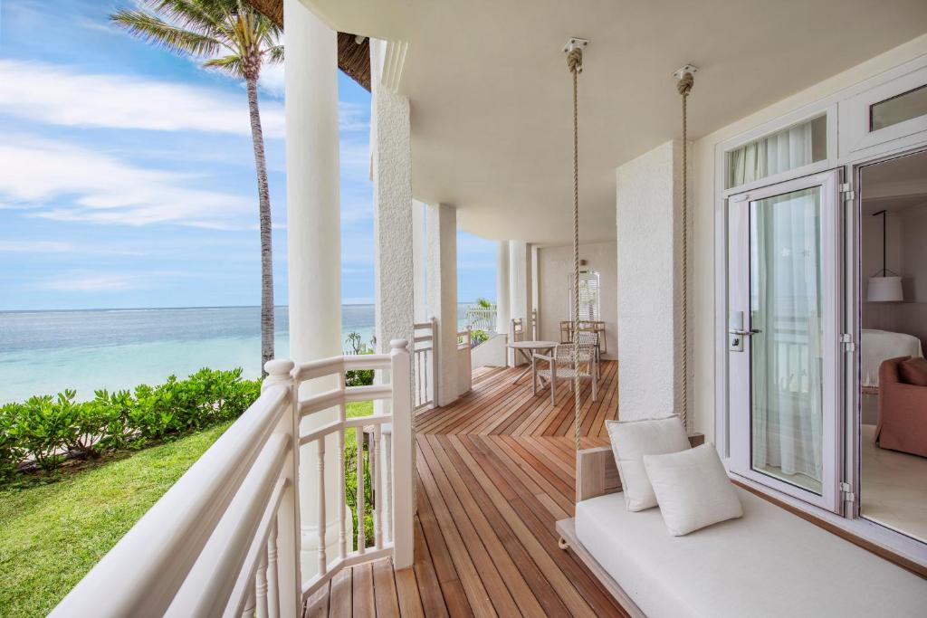 LUX* Belle Mare Resort & Villas - 13