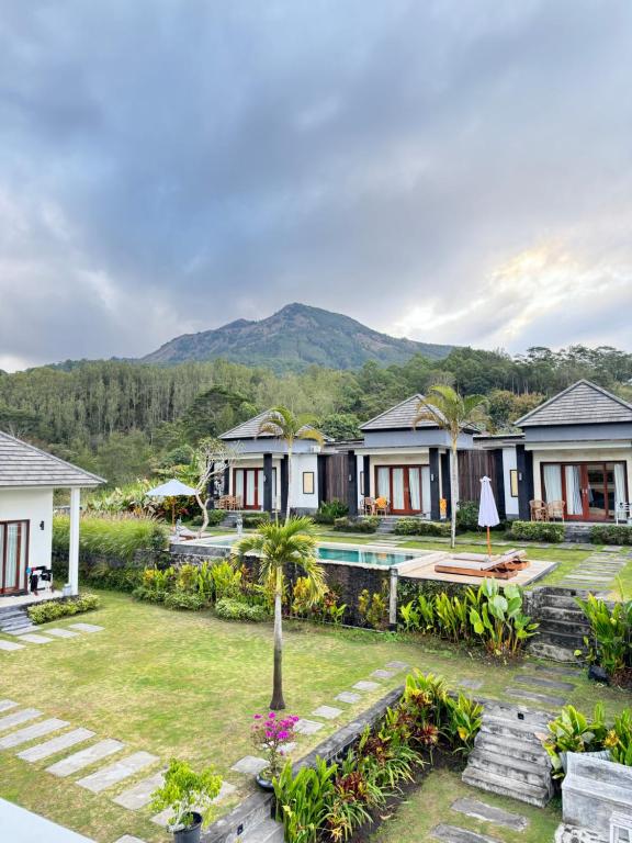 an aerial view of a house with a garden at Bali Astetic Villa and Hot Spring in Kintamani