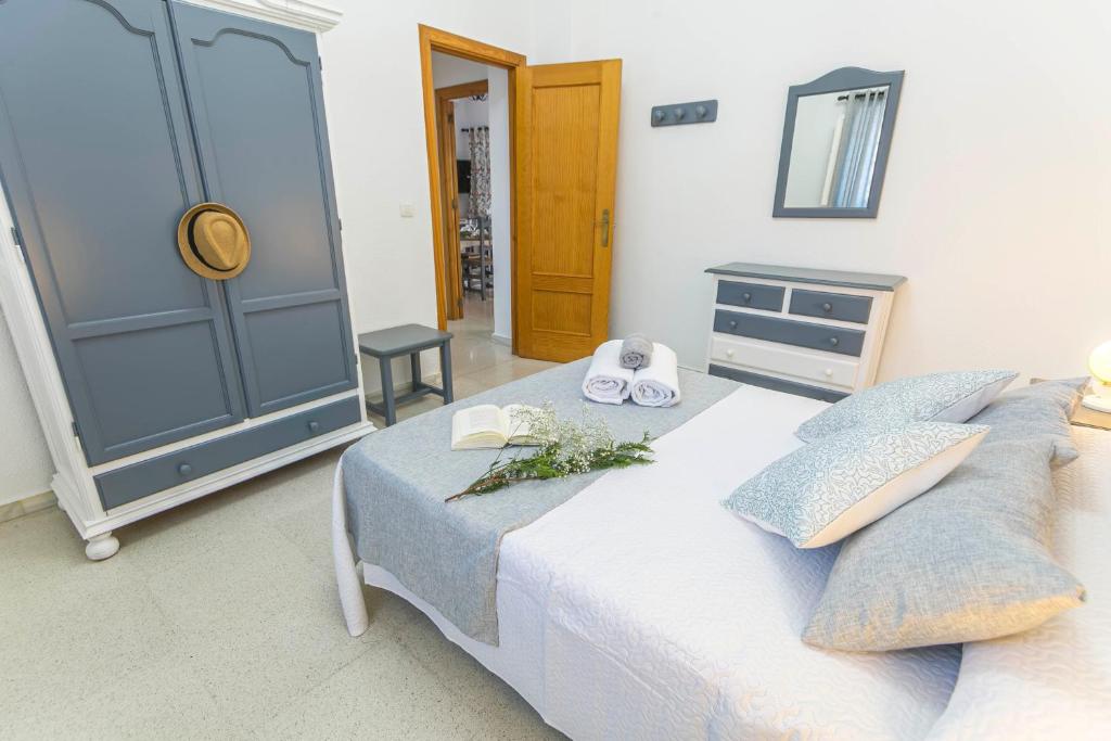 Postel nebo postele na pokoji v ubytování Embrujo Andaluz Complejo Rural Orgiva