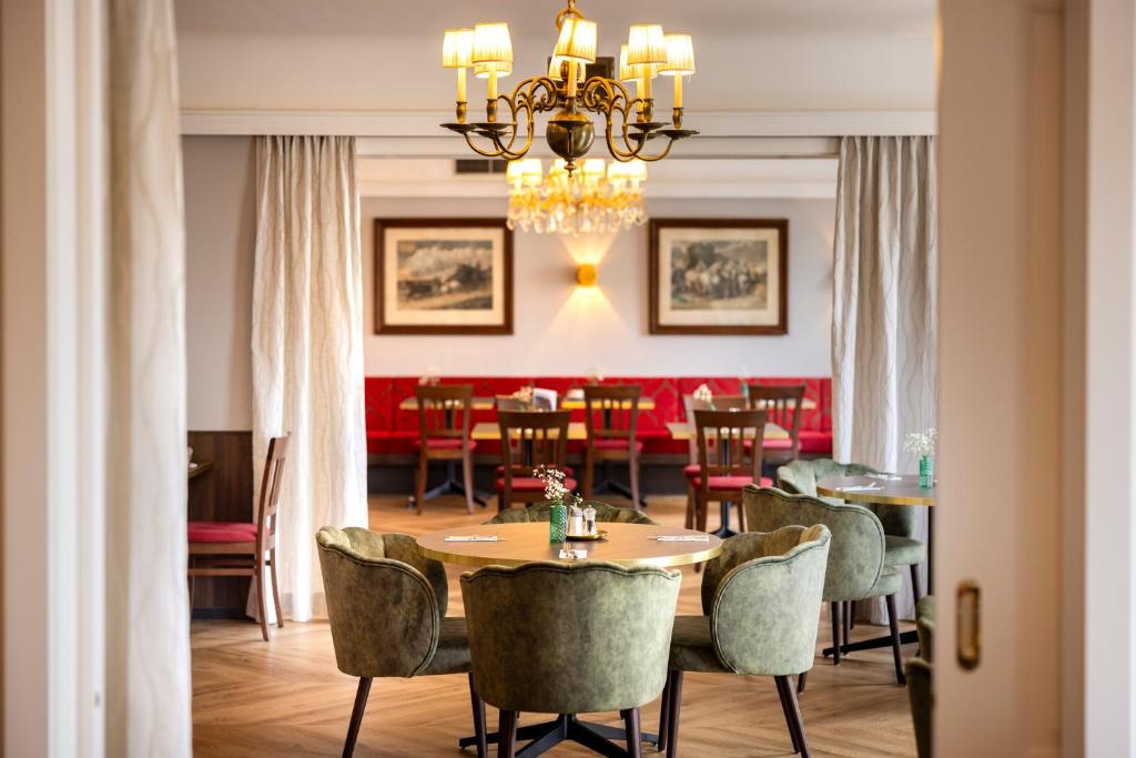 Posedenie v ubytovaní Vergeiner's Hotel Traube