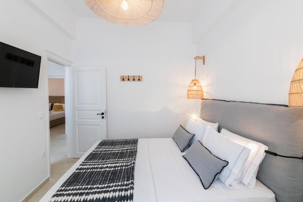 Postel nebo postele na pokoji v ubytování Anemis B