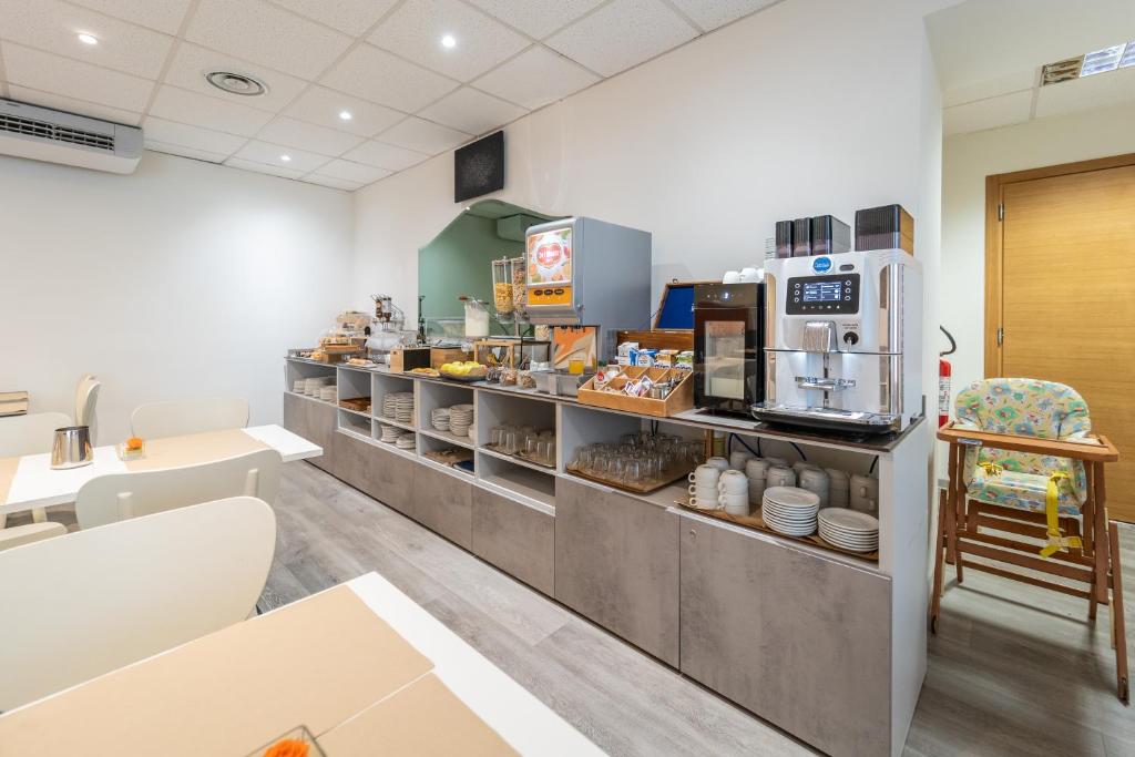 Príslušenstvo na prípravu kávy alebo čaju v ubytovaní Hotel Italia