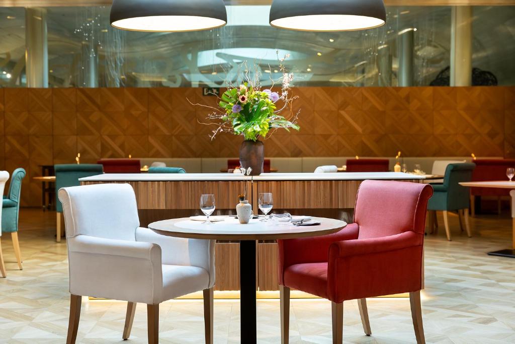 Monument Hotel - Resim 22