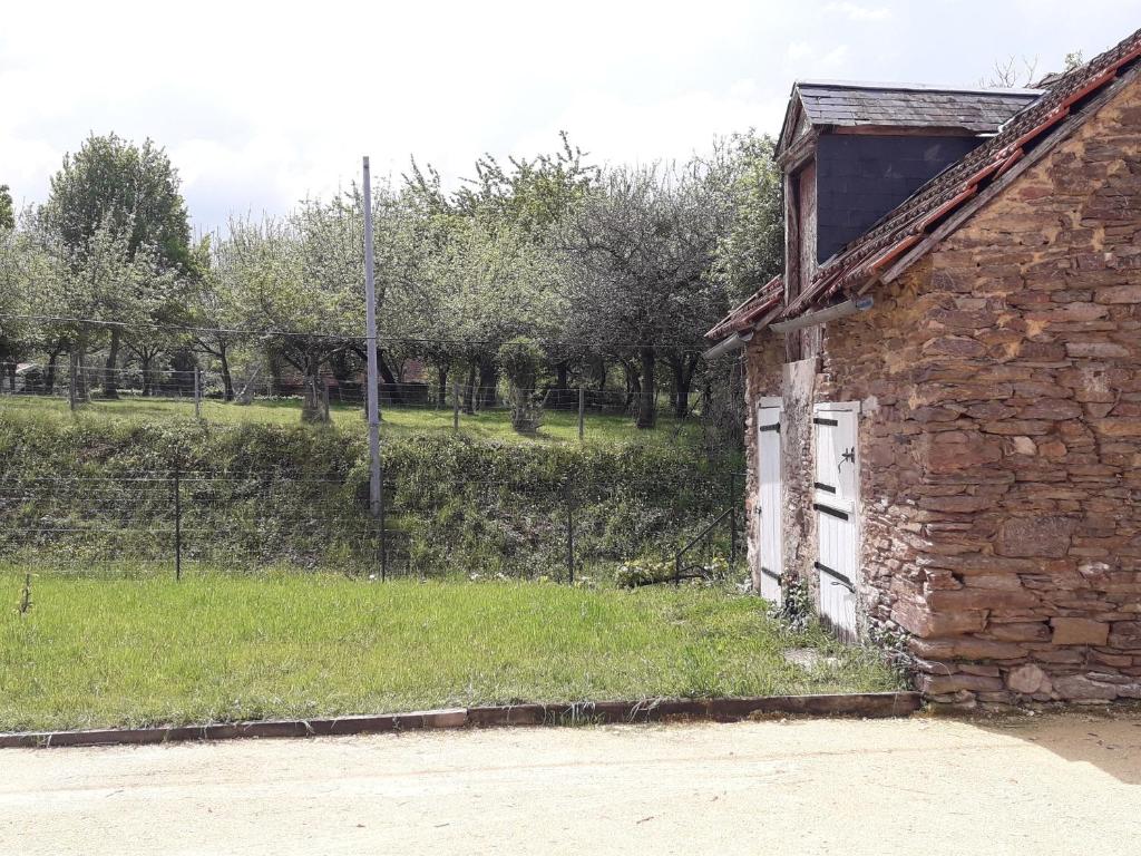 Budova, v ktorej sa dovolenkový dom nachádza