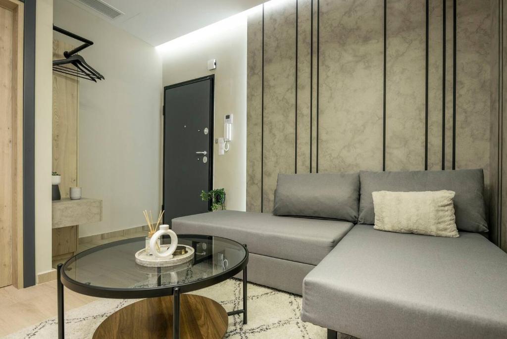 Aristotelian Virtues - Elpida - 13