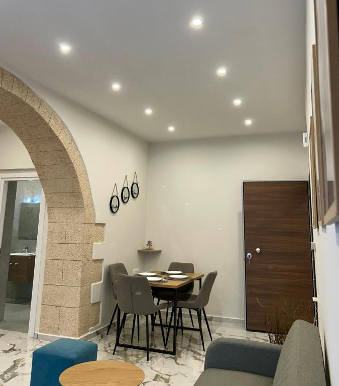 Fotografie z fotogalerie ubytování Eria's Junior Suite v destinaci Galatás