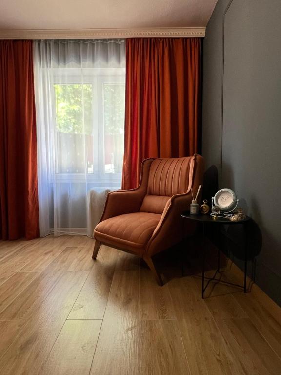 ბინა - One-Bedroom Apartment