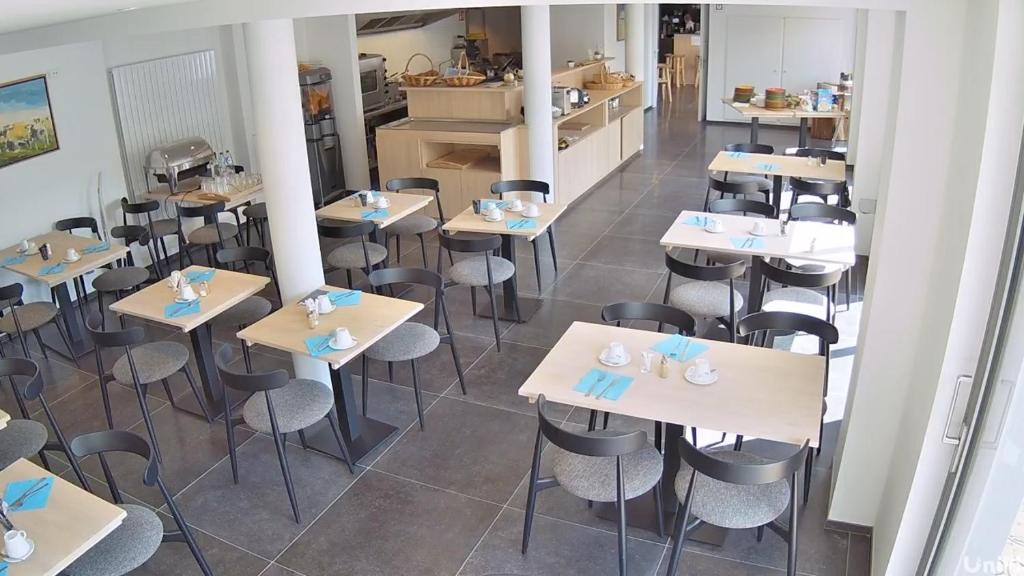 Restaurace v ubytování Hotel LA PLAGE