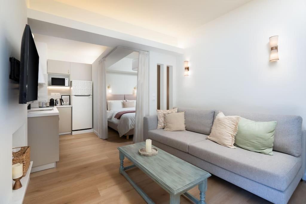 Modern apartment at Edem beach