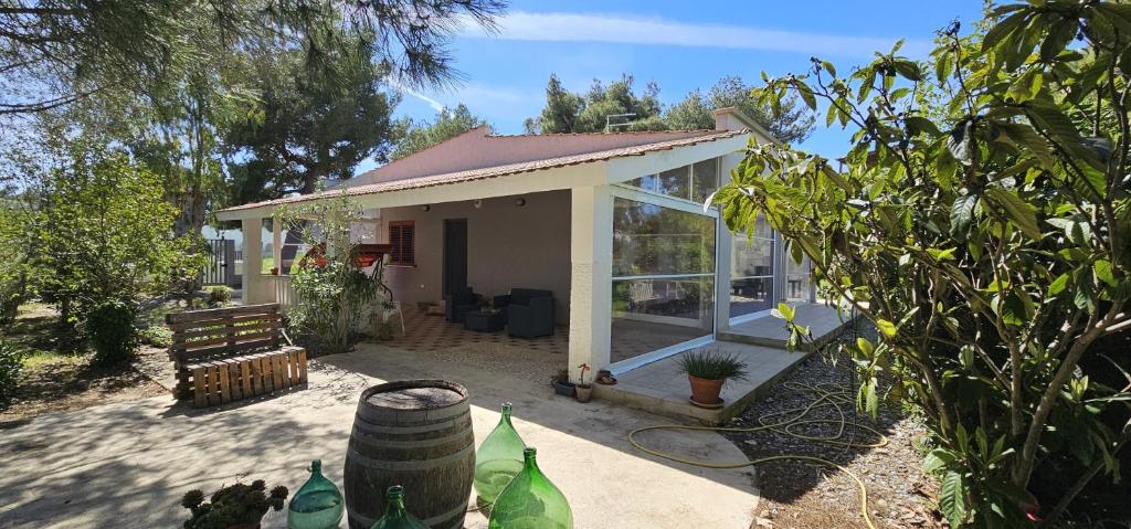 Κήπος έξω από το B&B Montedarena