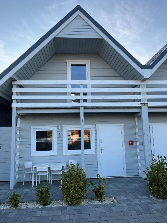 Holiday House Sarbinowo - 两居室联排别墅
