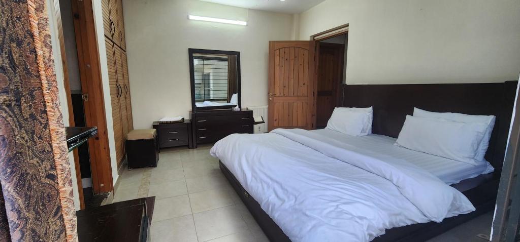 Haven Resort Bhurban, Murree - Double Room With Mountain View