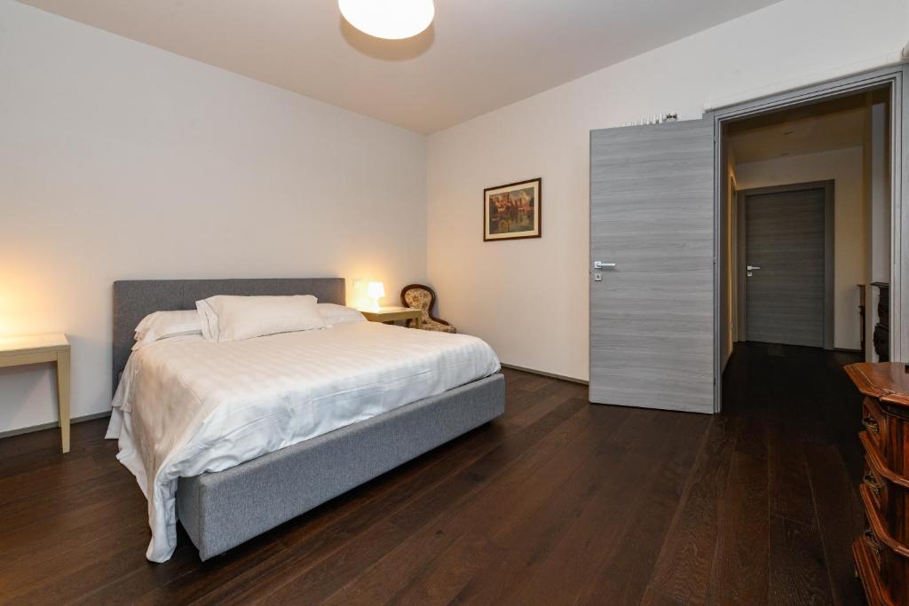Hotel Tripoli - Apartamento Con Vistas Al Lago