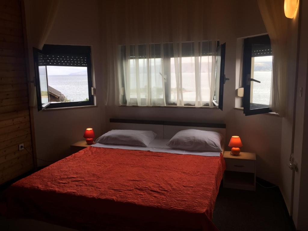 Pansion Ruža - Quadruple Room With Sea View
