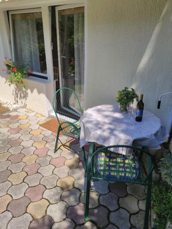 Patio nebo venkovní prostory v ubytování Bungalov