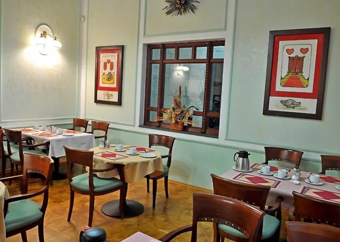 Restaurace v ubytování Hotel Ester