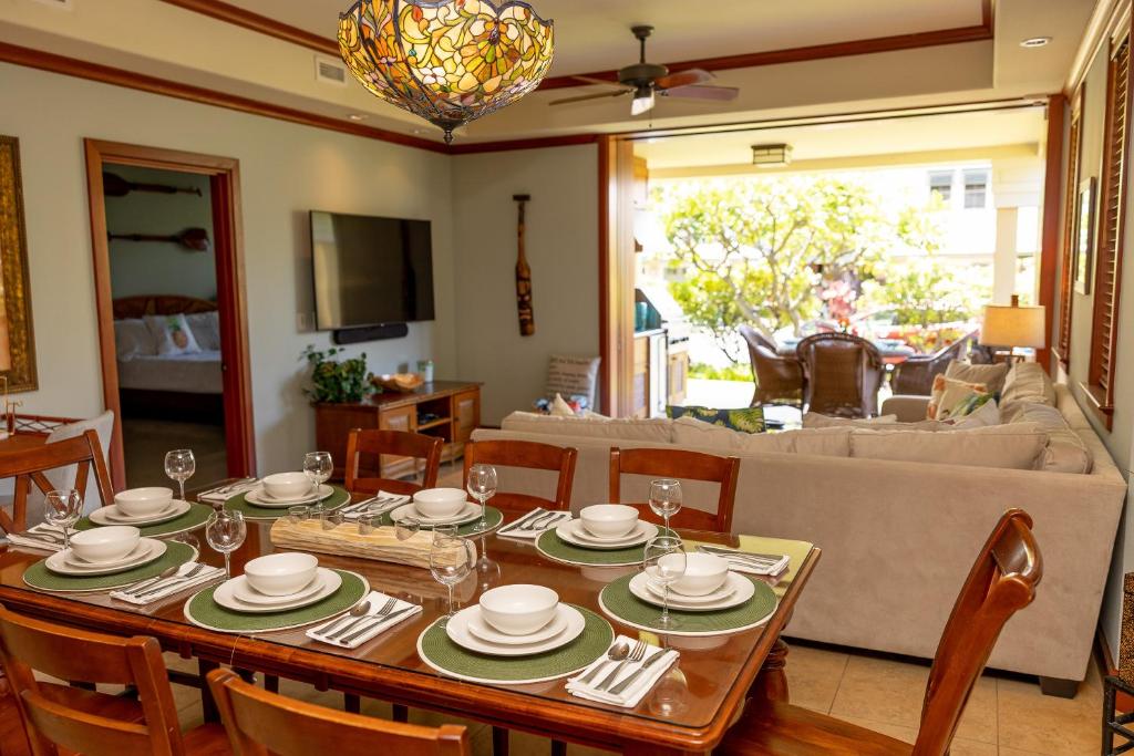Hilton Pool Pass Included, Kolea - Stylish & Comfy Walk to Beach Patio Pool Gym photo