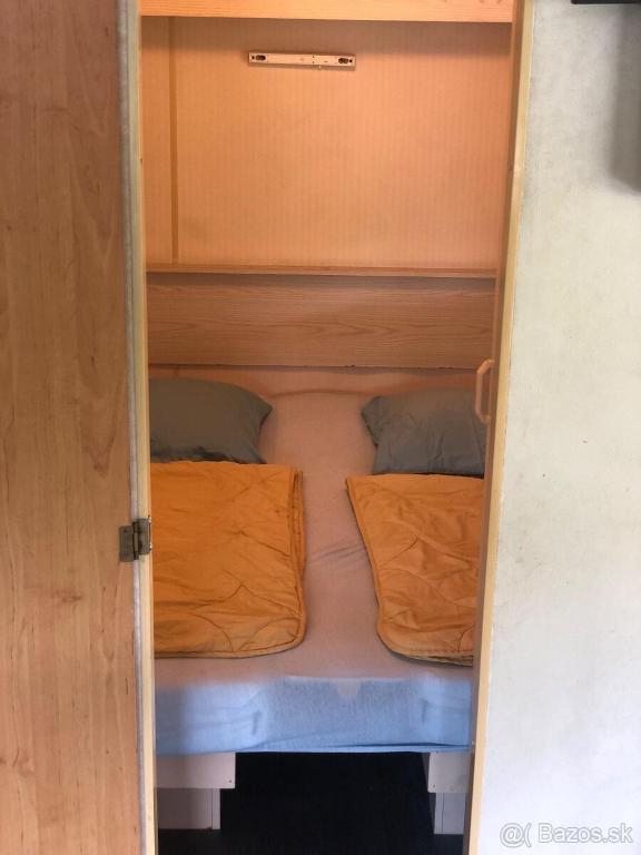 Postel nebo postele na pokoji v ubytování Chata Párničkovo