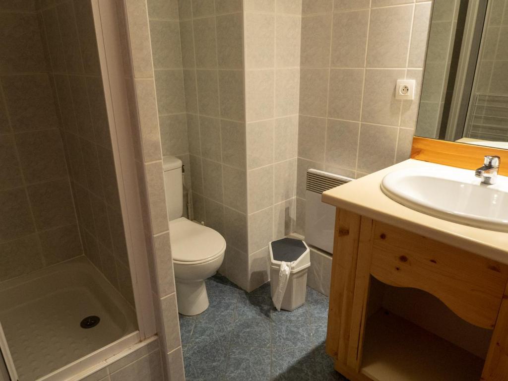 Fotografia z galérie ubytovania Appartement 4 pers avec piscine et balcon - Pied des pistes à Valfréjus - FR-1-468-106 v destinácii Modane