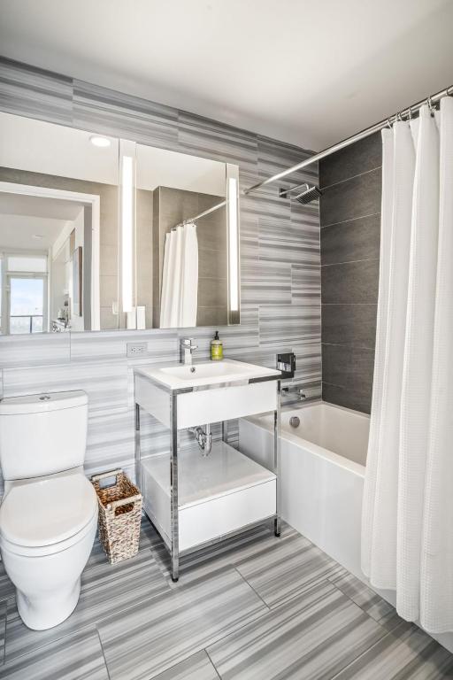 Cloud Crest APT 2BD 2BATH, آژانس هواپیمایی آسمان سپید