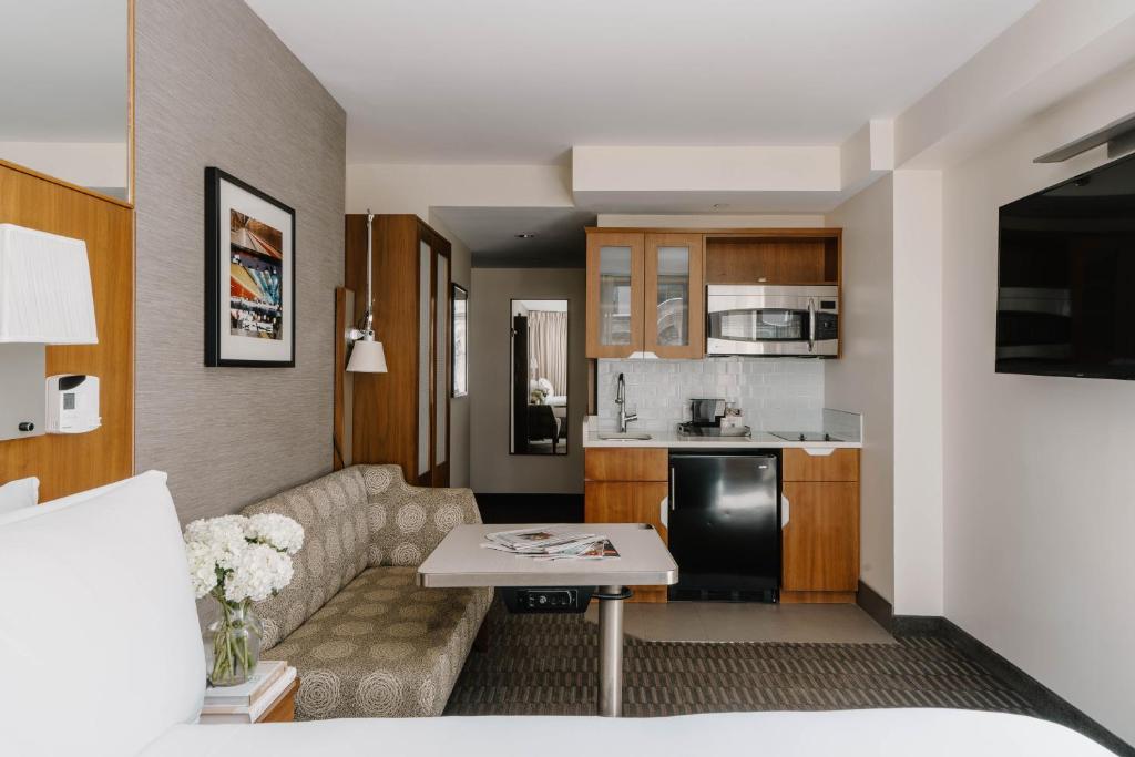 Club Quarters Hotel Grand Central, New York - 