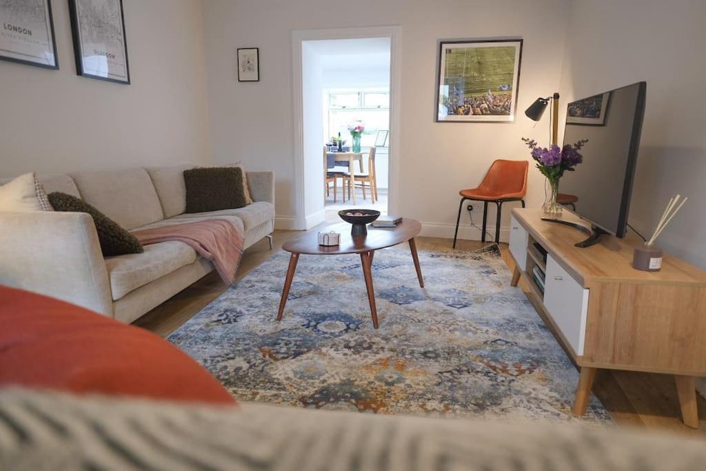 TV a/nebo společenská místnost v ubytování Lang Toon House - 3 bedrooms