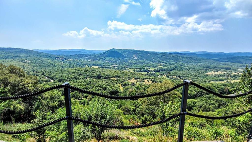 Phong cảnh thiên nhiên gần căn hộ