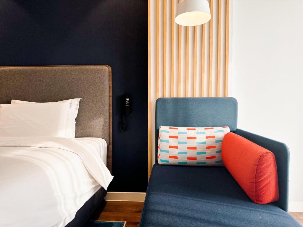 Holiday Inn Express Tianjin Airport East, an IHG Hotel - Standard King Room - Hoge Vloer