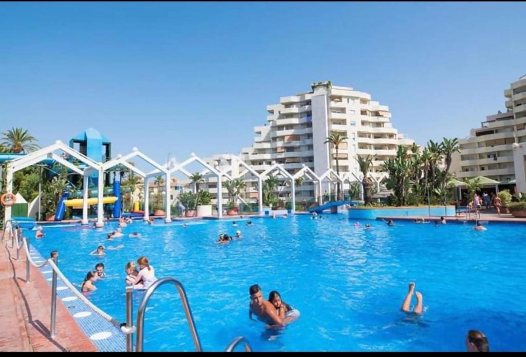 The swimming pool at or close to Apartamento turístico S