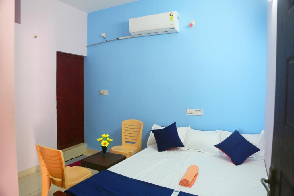 Ένα ή περισσότερα κρεβάτια σε δωμάτιο στο Reedham home stay