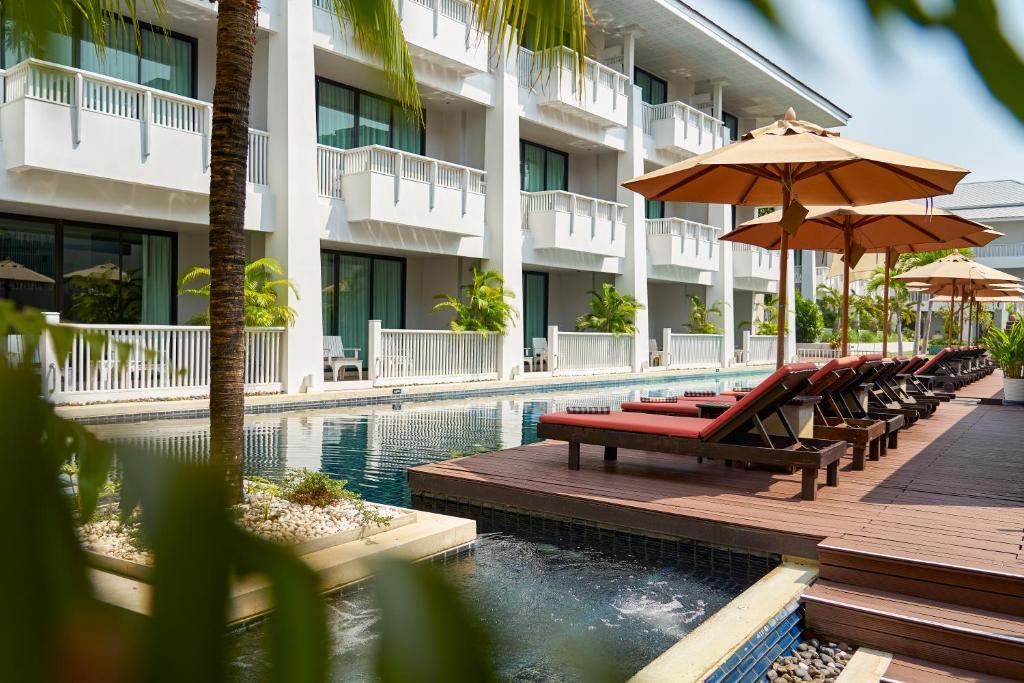 Bazén v ubytování Loligo Resort Hua Hin nebo v jeho okolí