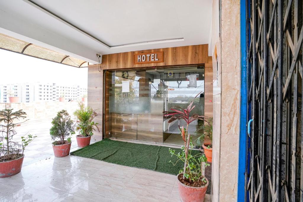 Fotografie z fotogalerie ubytování FabHotel Ratna Palace v destinaci Ahmadábád