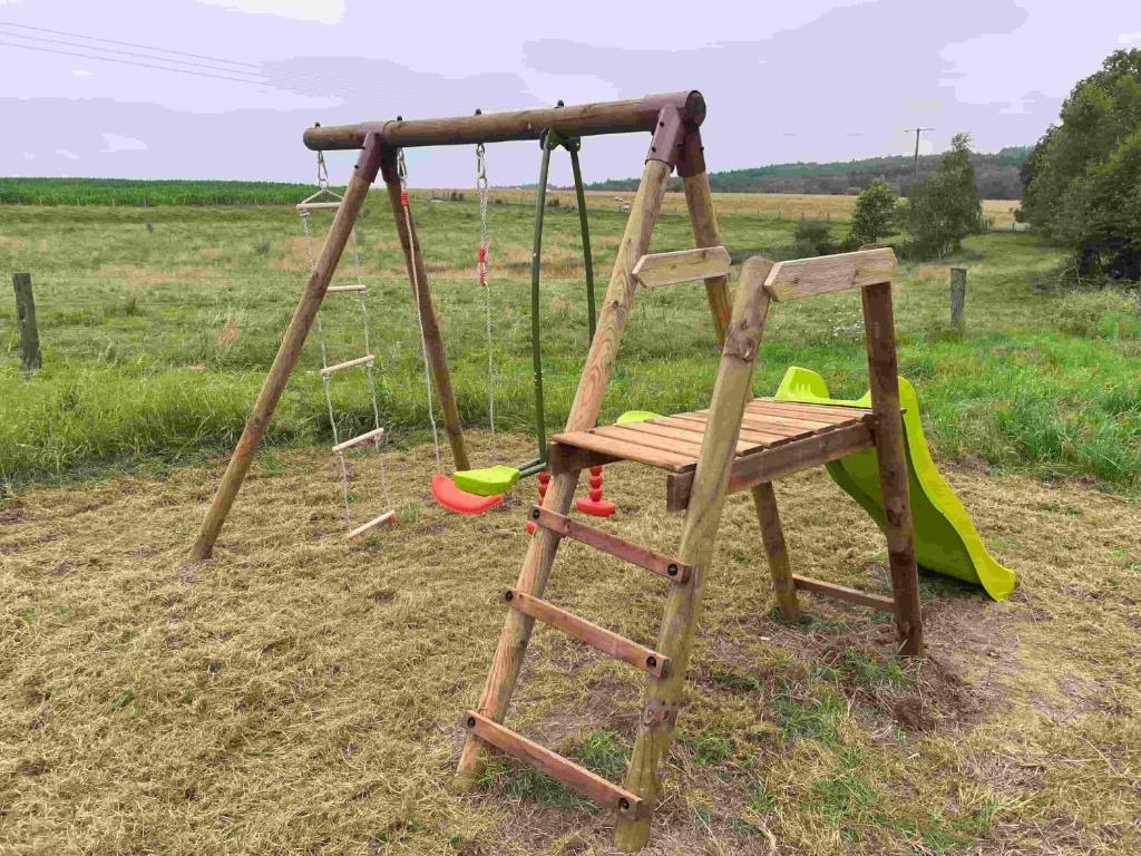 Herní místnost nebo prostor pro děti v ubytování Gîte L'instant Vosges