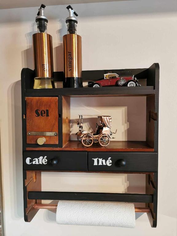 Le Vieux Tacot avec garage - 12