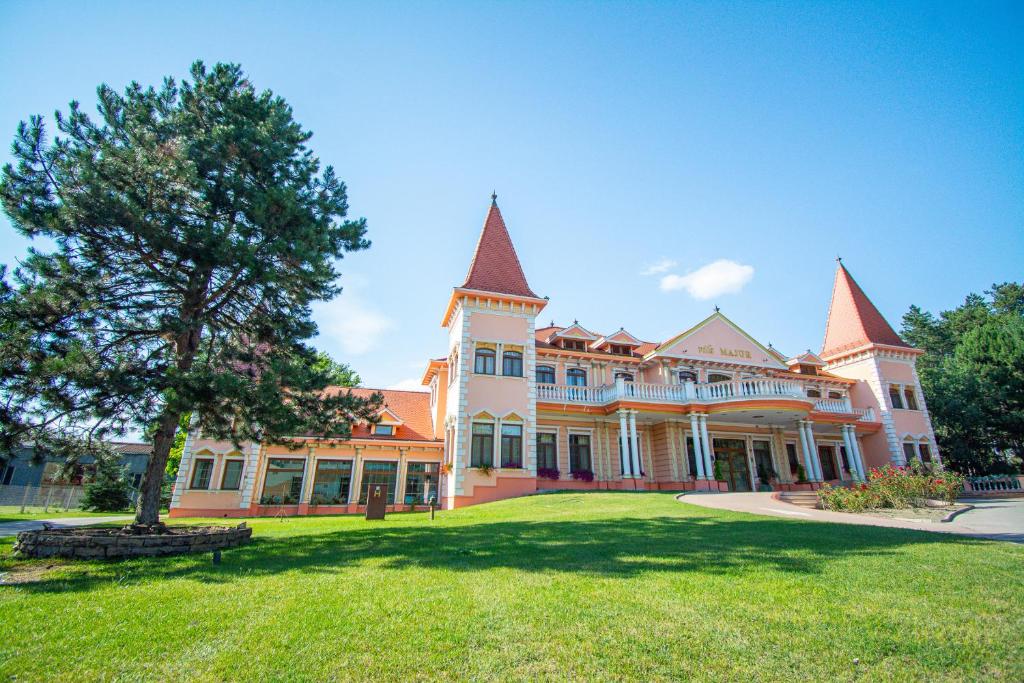 4 hotel in Subotica 4 hotel in Subotica