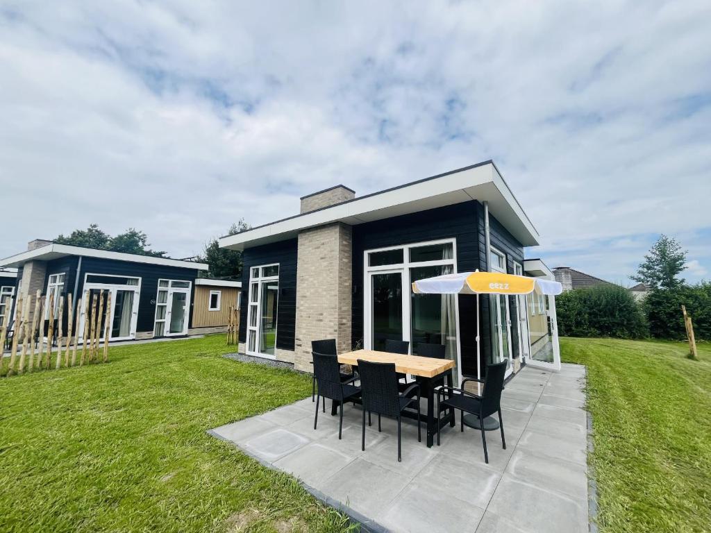 Budova, kde se prázdninový dům nachází