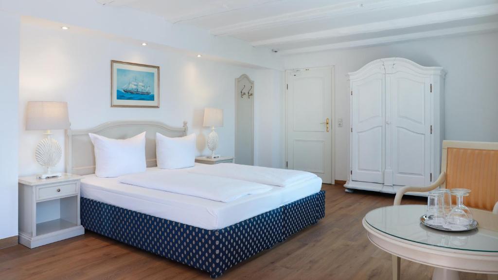 Hotel Am Yachthafen - 10